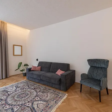 Meranosuites Appartement *